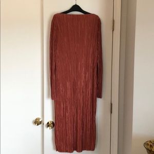 Plisse midi boat neck bodycon dress